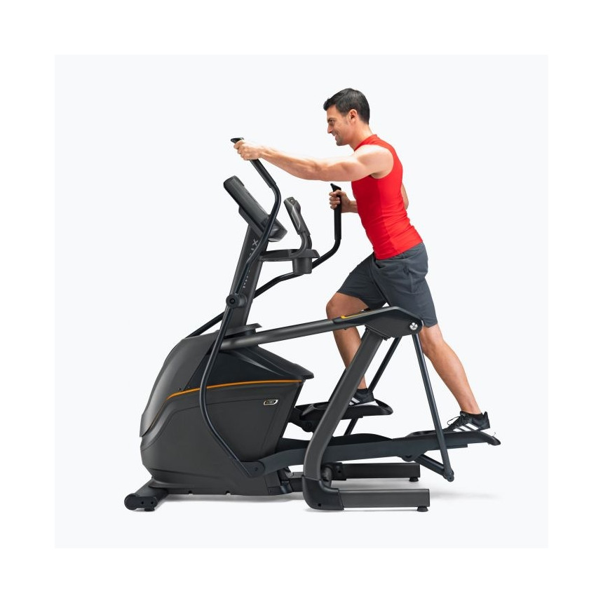 Matrix Fitness Orbitrek E30 Elliptical z Konsolą XIR 16"