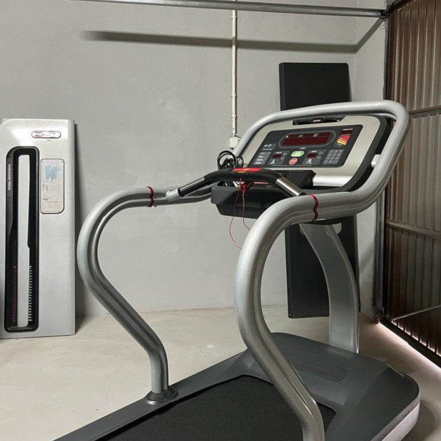 Bieżnia Star Trac ETR – używana po regeneracji